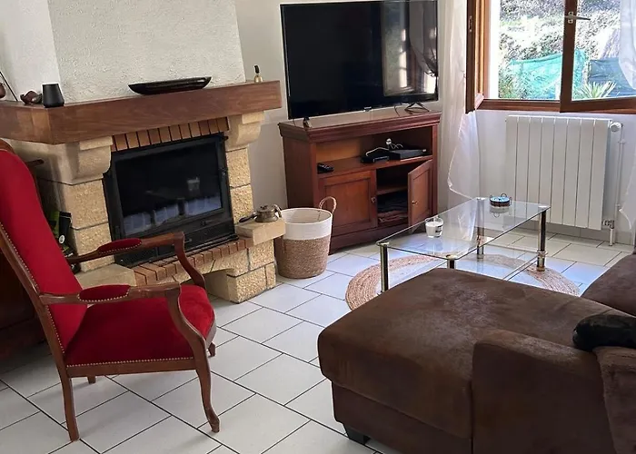 Maison Avec Jardin Сasa de vacaciones Périgueux